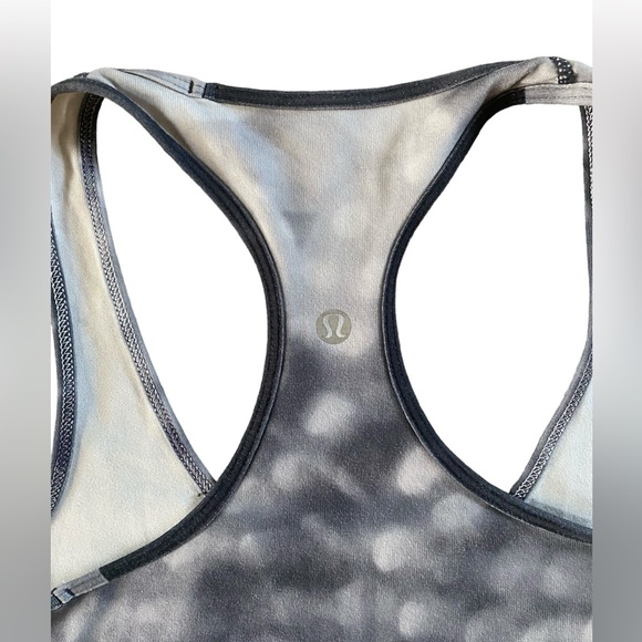 Lululemon Tank - Picture 4 of 4